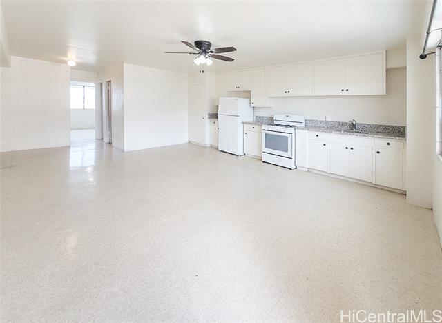 Foto del edificio - 526 N School St