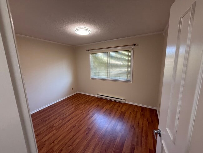 Building Photo - 2353 Pheasant Terrace