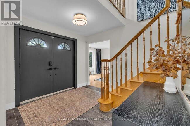 Building Photo - 496 Newman Ave