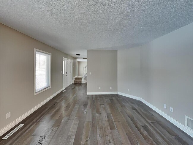 Foto del edificio - 11893 Dunhill Rd