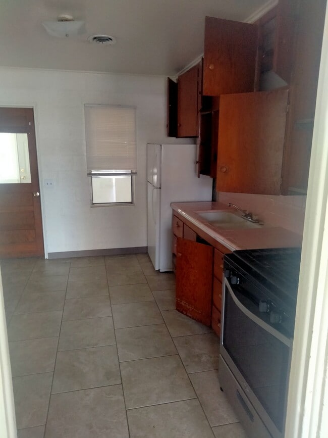 Foto del edificio - 405 N Wilson Ave