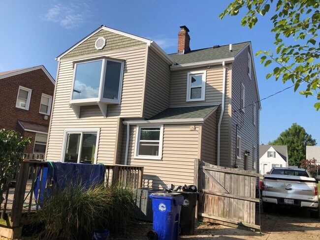 Back - 2317 Fairdale Ave