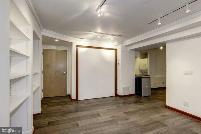Foto del edificio - 2370 Champlain St NW