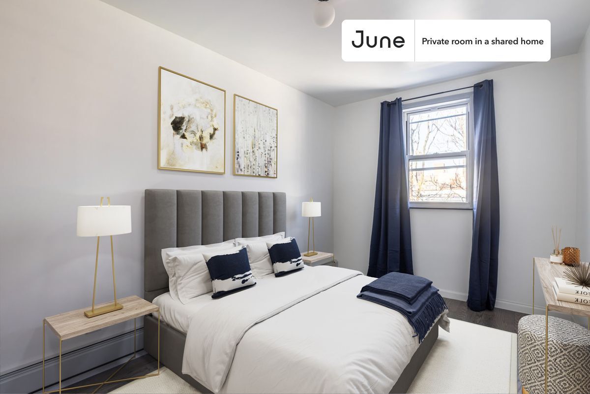 Foto principal - Private bedroom in 4 bed/2 bath Home