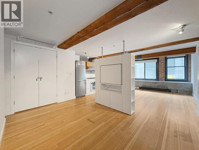 Photo du bâtiment - 528 Beatty St