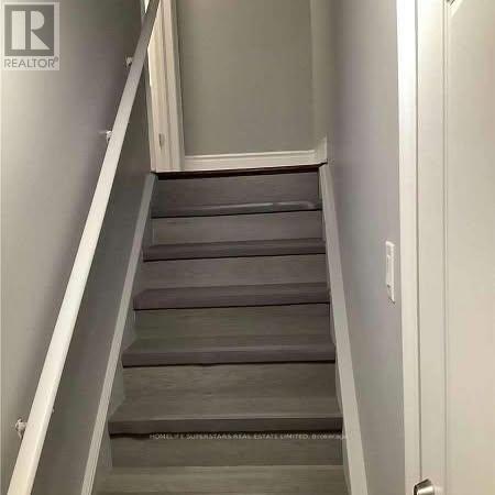 Photo du bâtiment - 12 Romeo Rd