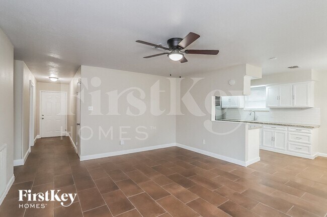 Foto del edificio - 10819 Sagewind Dr