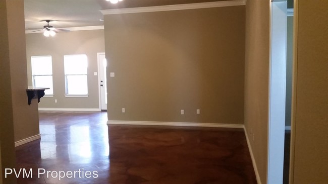 Building Photo - 502 Stoneridge Dr