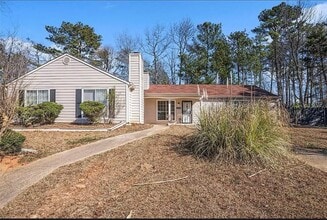 Building Photo - 5474 Glen Haven Dr