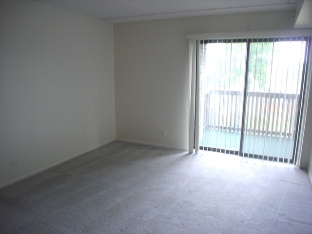 Foto del edificio - 920 Vose Dr