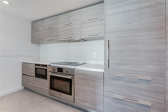 Foto del edificio - 1300 S Miami Ave