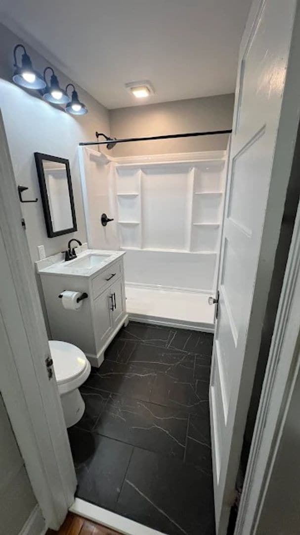Foto del edificio - 825-827 Westcott Street