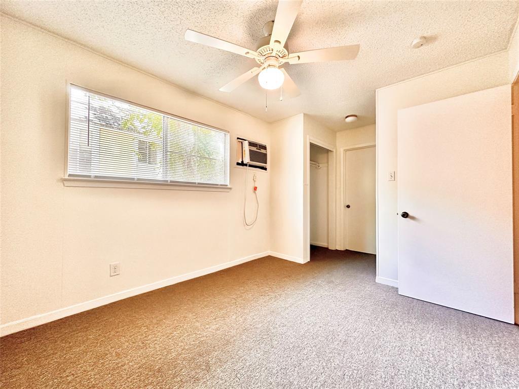 Foto del edificio - 2711 Hemphill Park