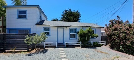 Building Photo - 2785 Birch Ave