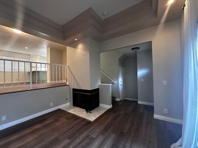 Building Photo - Imagine coming home to this hidden spaciou...