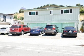 Building Photo - 5956 Streamview Dr