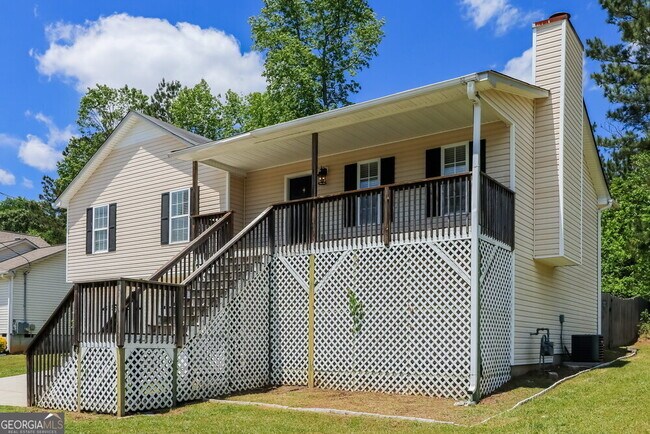 Foto del edificio - 425 River Trace Dr
