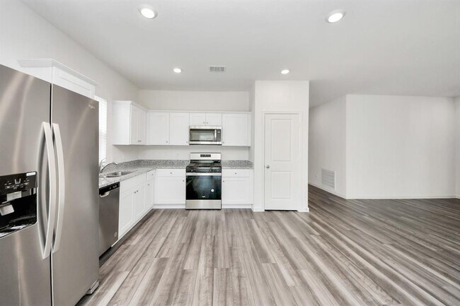 Building Photo - 10305 Costa Ter Dr