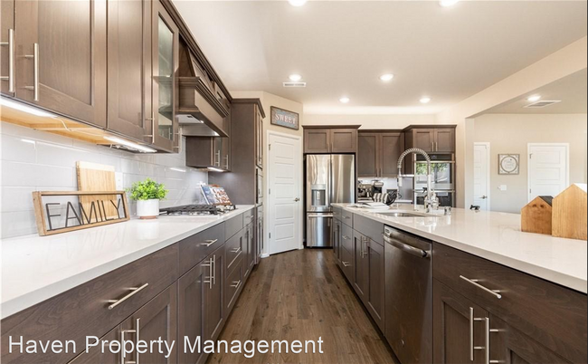 Foto del edificio - 4 br, 3.5 bath House - 26309 203rd Pl SE