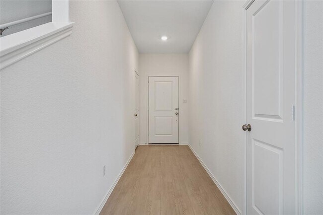 Foto del edificio - 1721 Roaming Oak Bnd