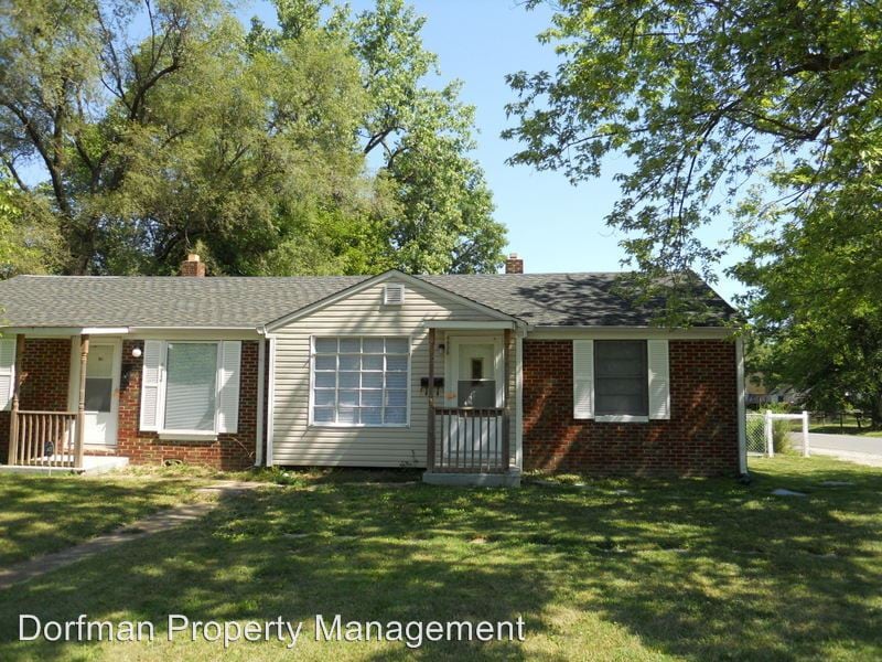 Primary Photo - 4936 E 34th St