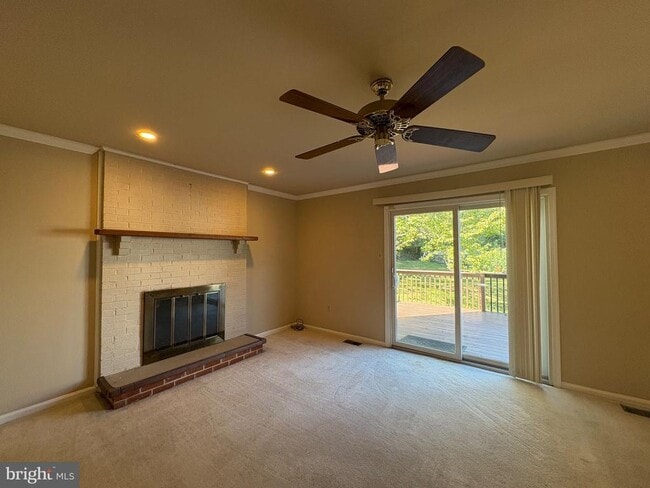 Building Photo - 902 Kirby Dr