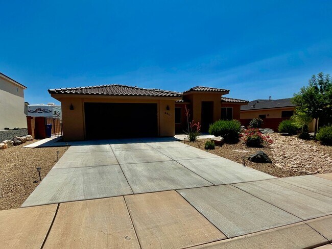 Foto del edificio - Beautiful Pet-Friendly 4-BR Home in Hurricane