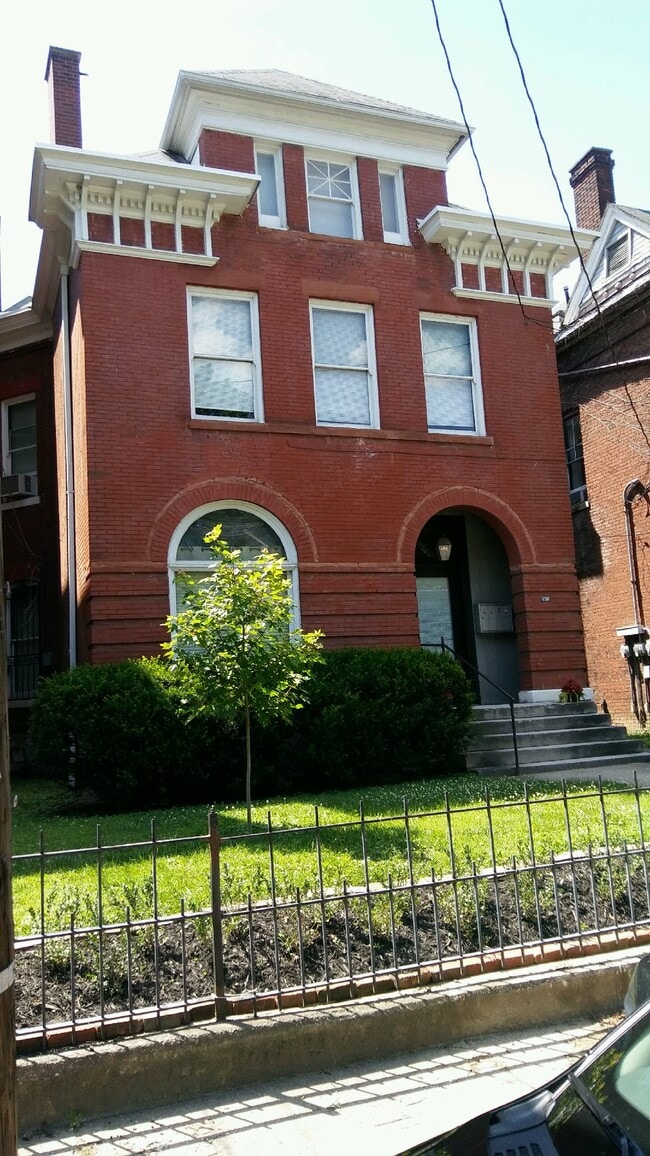 Building Photo - 1238 South Brook Street