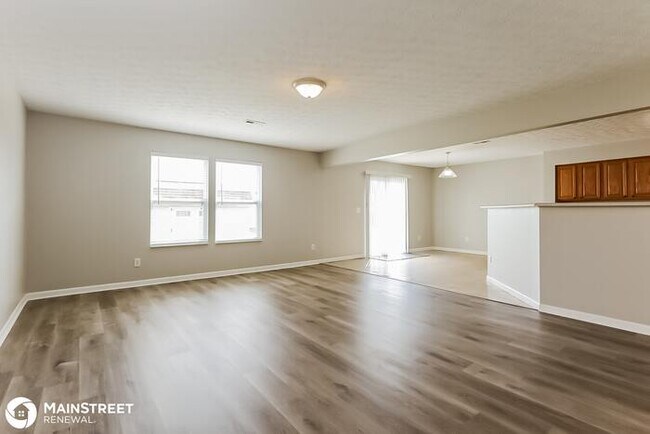 Foto del edificio - 4892 Grimm Dr, Lockbourne, OH 43137