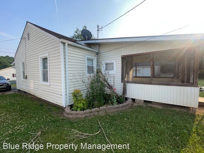 Building Photo - 2 br, 1 bath House - 701 Gillespie Avenue