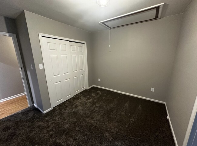 Foto del edificio - 1294 Landis Ave