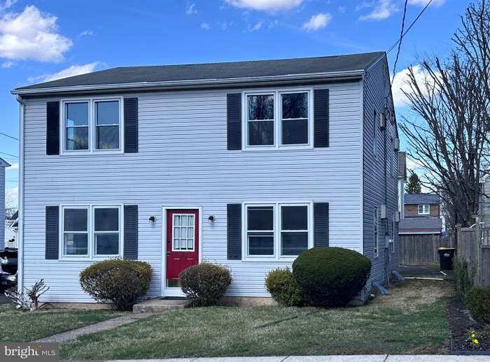 Photo - 201 N Hamilton St