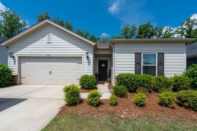SOLAR Powered 3-Bedroom, 2-Bathroom Single... - SOLAR Powered 3-Bedroom, 2-Bathroom Single... House