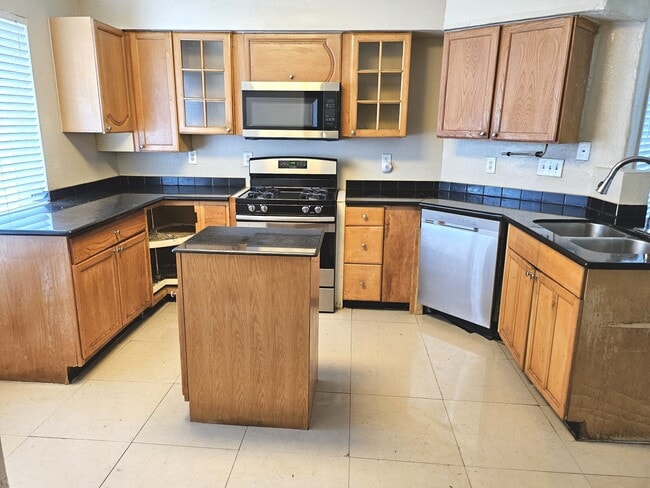 Building Photo - 7218 Caddo Lake Ln