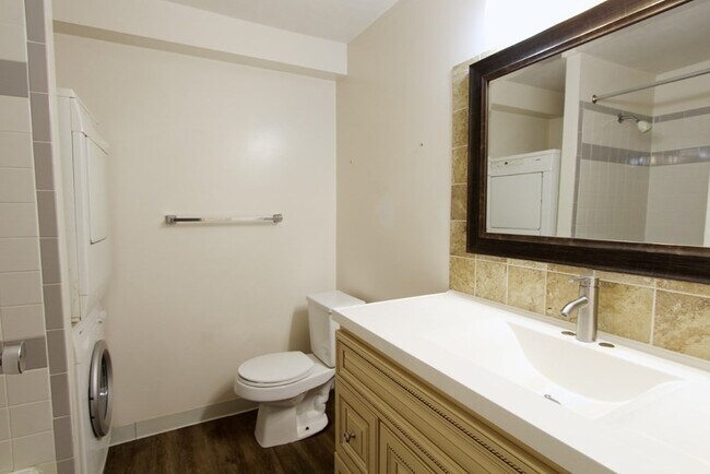 Foto del edificio - 32 Silver Hill Ln
