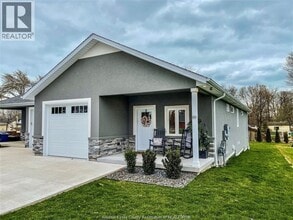 Building Photo - 89 Draper St