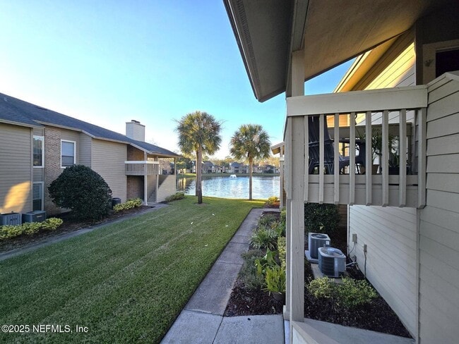 Building Photo - 10200 Belle Rive Blvd