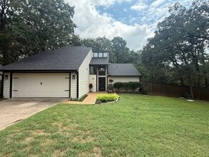 Building Photo - 107 Hilltop Ln