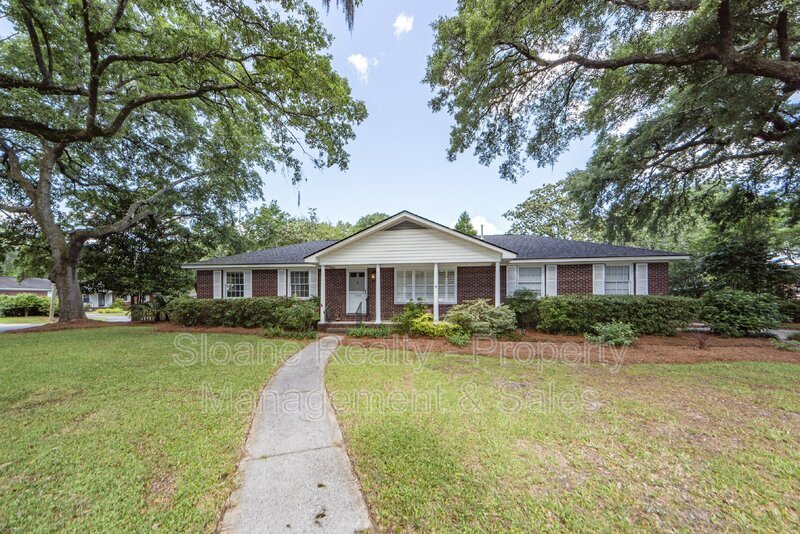 Primary Photo - 1789 Balfoure Dr