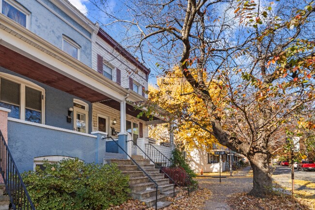 Foto del edificio - 3710 Chestnut Ave