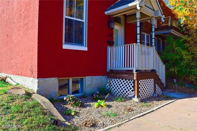 Building Photo - 3 br, 2.5 bath House - 2243 McNair Avenue