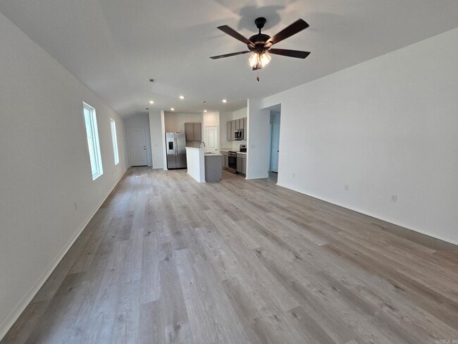 Building Photo - 10417 Marilyn Dr