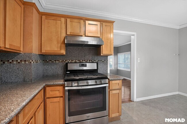 Foto del edificio - 1206 105th Ave