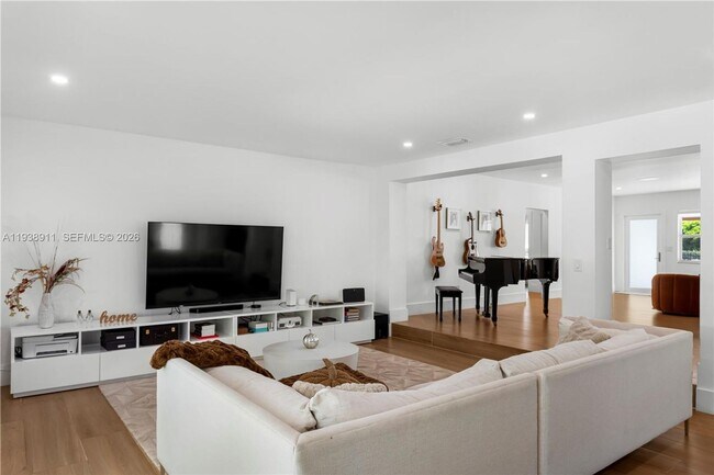 Foto del edificio - 7825 SW 72nd Ave