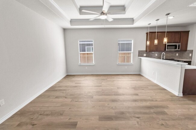 Foto del edificio - 804 W Huntington St