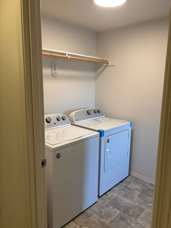 Building Photo - MSC Stillwell II