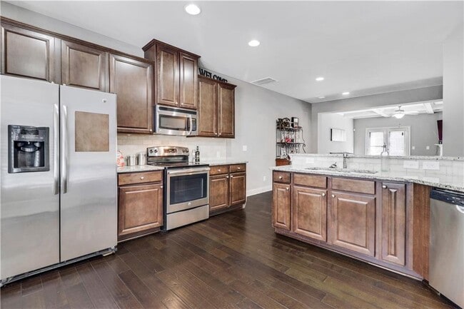 Foto del edificio - 5084 Whiteoak Terrace SE