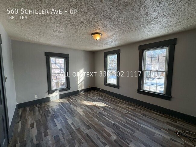 Foto del edificio - One bedroom one bathroom second level apar...
