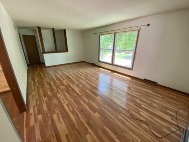 Foto del edificio - 4100 G St