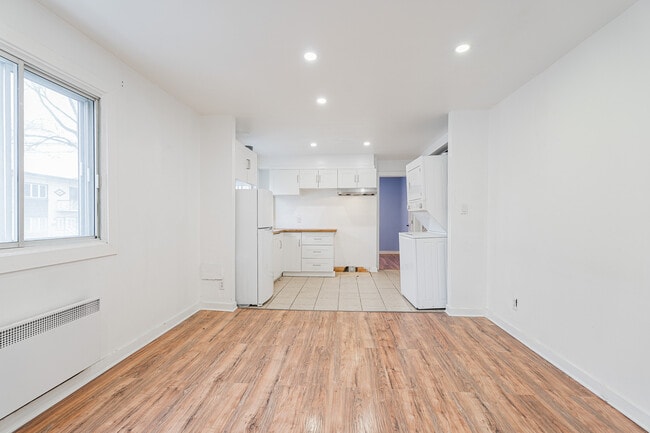 Photo du bâtiment - 8810 R. Sherbrooke E